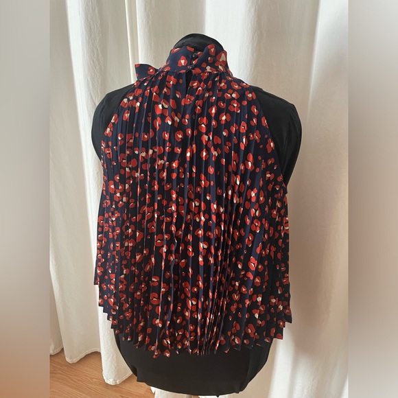 She + Sky Halter Top Pleated Blouse - Size Large - Picture 2 of 6